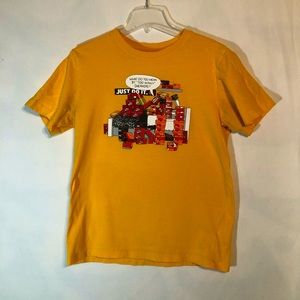 🟢3/$30 Yellow Nike “Too Many Sneakers” Tee Mens S